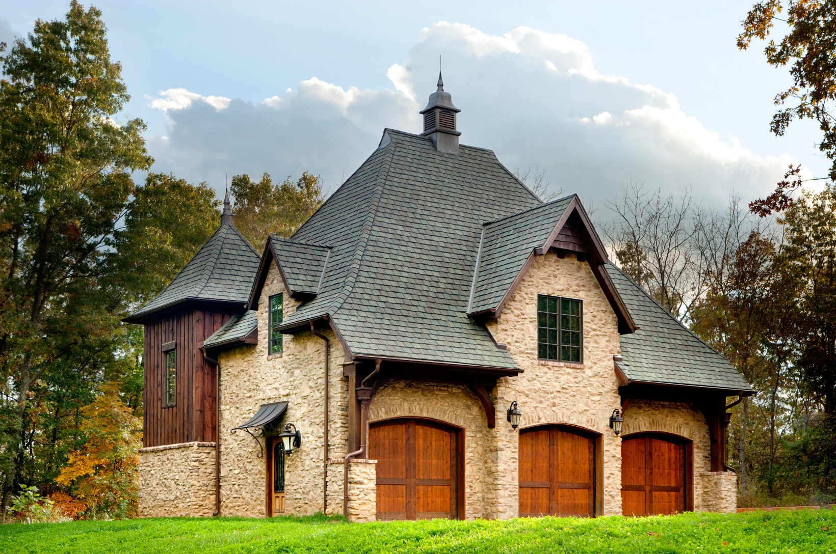 Old World Carriage House Old World Cottages old-world-carriage-house-old-world-cottages